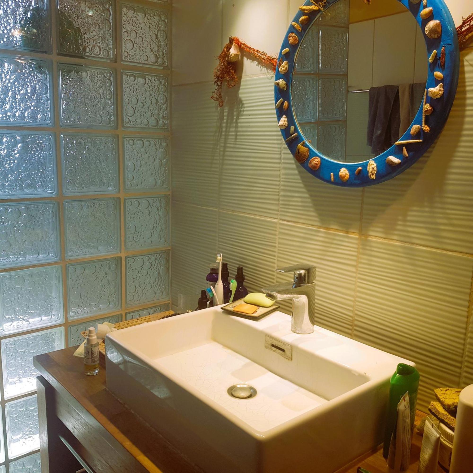 Chambre Dans Petit Havre De Paix Avec Piscine Chauffee Au Coeur Du Luberon 가르가스 외부 사진